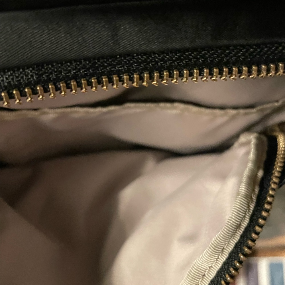 Tumi Cross Body Bag - Picture 8 of 16